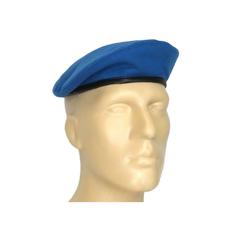 Beret z sukna, błękitny, "łezka" Beret z sukna, błękitny, "łezka"