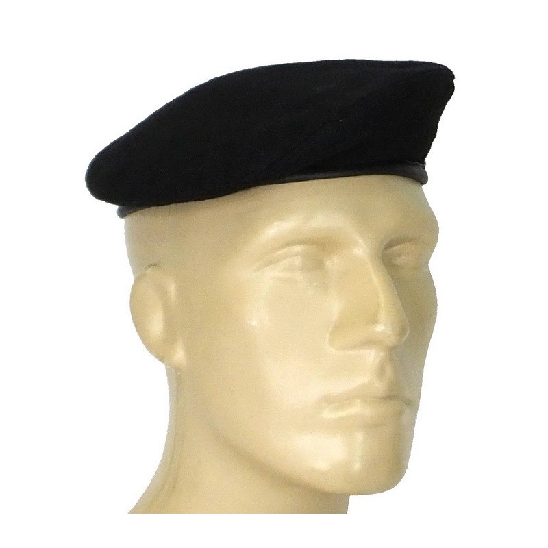 Beret z sukna, czarny, "łezka" Beret z sukna, czarny, "łezka"