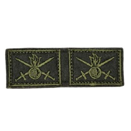 Collar tabs of Ground...